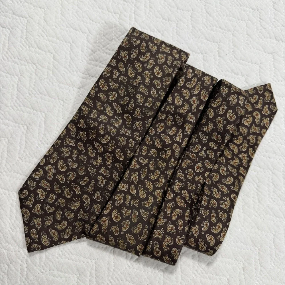 Vtg Christian Dior Cravates All Silk Paisley Pattern Men's Tie Brown‎ 56